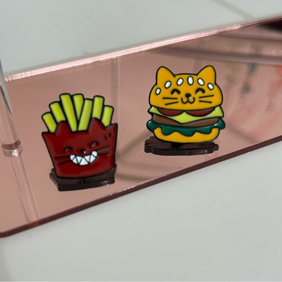 Cute Cat Burger and Fries Enamel Pins - Picture 2 of 8